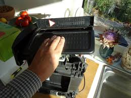Furthermore, on this machine you can also program the de'longhi esam 3300 magnifica coffee machine has very nice features and works very well. Delonghi Esam 3000 B Magnifica Open Ifixit Repair Guide