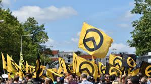 Am heutigen samstag, den 27.08.2016, besetzten aktivisten der identitären bewegung deutschland das brandenburger tor in berlin. Nach Jahrelanger Prufung Verfassungsschutz Identitare Bewegung Ist Klar Rechtsextremistisch Politik Stuttgarter Zeitung