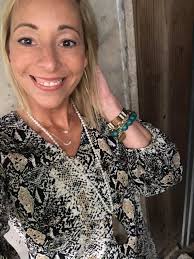 Have you been in to see The Forgotten Pearl recently? Then you are in for a  treat! Always a delightful stroll through her beautiful space!