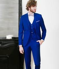 Combiné avec un pantalon slim, ce costume de marié est un ensemble chic et élégant. 22 Meilleures Idees Sur Costume Bleu Electrique Costume Bleu Electrique Costume Bleu Costume