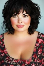 16 Short hair color ideas in 2025