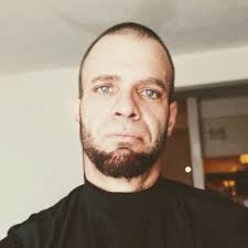 Dain Santee's Instagram, Twitter & Facebook