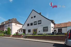 Haus kaufen in eschweiler leicht gemacht: Phi Aachen Grundsolides Reihenhaus Mit Schonem Garten In Eschweiler Hucheln Immobilienmakler Aachen Immobilien Kaufen Haus Verkaufen