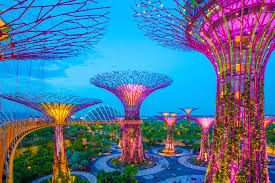 Around The World In 50 Amazing Gardens Singapore Garden Gardens Of The World Gardens By The Bay