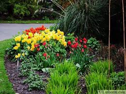 Spring Flower Garden Ideas Spring Garden Design 25 Spring Flower Beds And Yard Landscaping Spring Garden Flowers Flower Garden Plans Garden Design