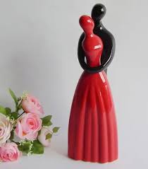 But the real challenge is to select gift for a couple. 15 Best And Unique Gifts For Couples With Images Styles At Life