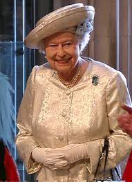 Hm The Queen Arriving At Westminster Abbey For The Service Of Thanksgiving For The 60th Anniversary Of The Coronat Queen Outfit Queen Liz Her Majesty The Queen