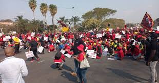 Families who have lost loved ones in last week's unrest in phoenix, near durban, are pleading for justice. 77rhl3yk8swcgm