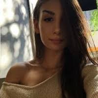 Melissa Lanham's Instagram, Twitter & Facebook