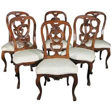 Shop french provincial dining room chairs at 1stdibs the worlds largest source of french provincial and other authentic period furniture. Set Of 6 Finely Carved Walnut Italian Provincial Dining Chairs Circa 1920 For Sale At 1stdibs