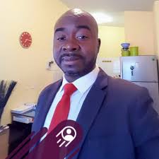 I saw Tupac in Vegas at the Luxor 20 minutes before he got shot... and then  I saw Biggie 20 minutes before he got shot.”