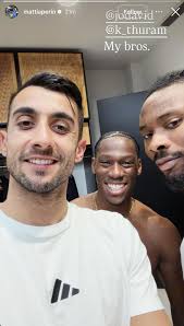 Mattia Perin's response to the news that Jonathan David is being isolated  from teammates : r/Juve