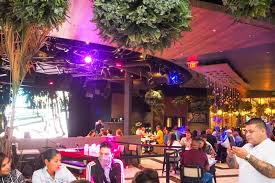 Последние твиты от estefan kitchen orlando (@estefankitcheno). A Foodie S Guide To Promenade At Sunset Walk Orlando Tasty Chomps A Local S Culinary Guide