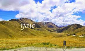 Pemandangan sungai hamparan sawah yang hijau akan lebih lengkap bila diberikan gambar sungai di sekitarnya. 47 Lukisan Pemandangan Gunung Ganang Paling Populer Lingkar Png