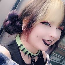 Danielle Staggs's Instagram, Twitter & Facebook