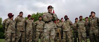 US Army Takes Cue From Wall Street For Officer Bonuses