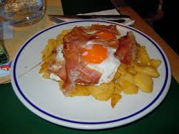 Uova All Occhio Di Bue Su Patate Saltate E Speck Bild Von Angelo S Pub San Candido Innichen Tripadvisor