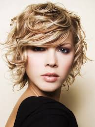 If the hair is not really on your list of priorities, opting for an extremely short haircut like this one is likely the if you have naturally curly hair you probably know the struggle of trying to find short haircuts that 27. Short Curly Hair That Looks Great With A Round Face Women Hairstyles