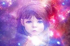 Karina Bastos - Do amado, Vital Frosi AS CRIANÇAS PRECISAM DE REIKI.  Amados! Muitos pais estão preocupados em relação às crianças da Nova Era.  Professores se sentem impotentes em certas circunstâncias, pois