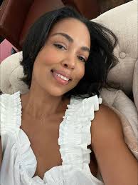 Replying to @Alynn I received a ton of requests