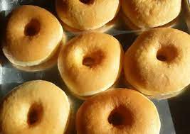 Resep membuat donat kentang ala dapur dina kalau teman2 berkenan dengan video saya dan punya waktu luang.silahkan. Resep Donat Kentang Takaran Sendok Tanpa Cetakan Mixer 13 Oleh Ellsprill Cookpad