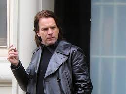 #halston #halstonedit #halston spoilers #ewan mcgregor #dailynetflix #bbelcher #chewieblog #tvandfilm #usermima #moodysgirlsblog #userobihoe #usersmile #underbetelgeuse #userconstance. Halston Family Call Ryan Murphy S Netflix Show Inaccurate Fiction