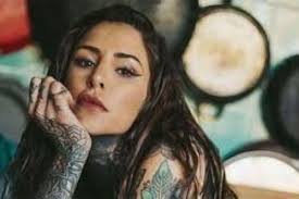 Mirá el antes y después de la hija de marcelo. Cande Tinelli Recibio Criticas De Sus Fanaticos Y Se Desquito Asi Escrache Publico Minuto Neuquen