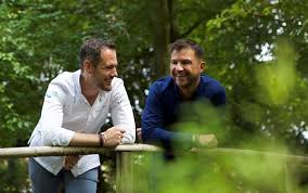 Changement De Proprietaire Pour L Hotel Et Restaurant Etoile Le Jardin Des Plumes A Giverny Bernieshoot Blogueur Chroniqueur Influenceur Toulousain En 2020 Hotel Restaurant Proprietaire