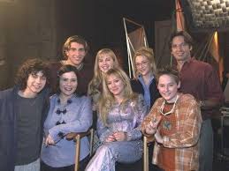 Reviewed by neil smith updated 04 october 2003. Lizzie Mcguire Cast Lizzie Mcguire Movie Lizzie Mcguire The Duff