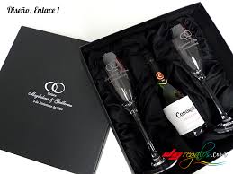 Испания, белое, сухое, 0.75 л. Pack Copas De Cava Con Benjamin Dgregalos