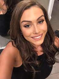 ⱮìçհąҽӀ φҽʂąҟ on X: The impossibly beautiful Cheyenne Hunter. Her  contagious smile has everyone smiling @PenthouseClubWA ❤️ #gorgeous  t.coL7O7iQF0UI  X