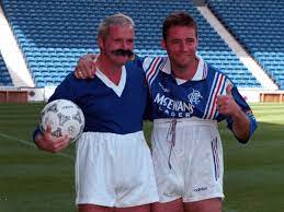 Alistair murdoch mccoist, (born 24 september 1962) is a former scottish footballer, who has since worked as a manager, pundit and actor. Ally Mccoist Details Confronting Burglar Paul Gascoigne During 3am Home Invasion Mirror Online