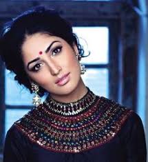 Image result for yami gautam in action jackson blue saree