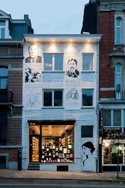 Librairie Ptyx A Fiercely Independent Bookstore Rue Lesbroussart 39 1050 Ixelles Belgium Winkelpuien Architectuur Boekenwinkel