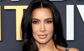 Luks i madh/ Bizhuteritë e Kimit kushtojnë më shumë se një shtëpi