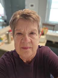 Can someone please clean up this photo? Thank you.