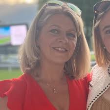 weartherose #o2blueroom #priority