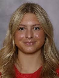 Madeline Barker's Instagram, Twitter & Facebook