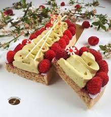 Tarte Pistache Framboise Les Desserts De Jn Recette Dessert Gateaux Et Desserts Desserts