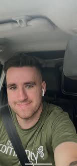 I'm a golf and gym fanatic and I'm looking to make friends with the same  hobbies in and around Leicester interests