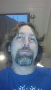 Should Thomas Riker have had a goatee from the start of the episode as  foreshadowing?