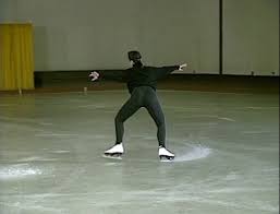 How to do a camel spin for figure skaters. The Skating Lesson Lussispin Facebook