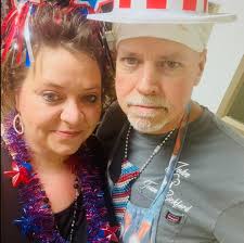 I think that Aldi's has the best produce!!