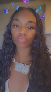 Little miss wants a loyal bf” but has seen more boxers fall than mike Tyson 