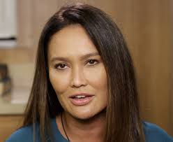 Asteroid vs Earth (4 Stars)