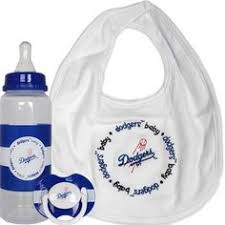 Résultat de recherche d'images pour "chicks dig linux"