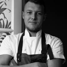 Joe Mcleod's Instagram, Twitter & Facebook