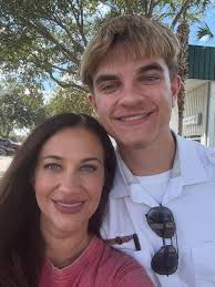 Emily Overby Helton (@_emily.helton_) • Instagram photos and videos