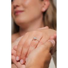 Midem Paris halo-diamond ring 0,75ct yellow gold