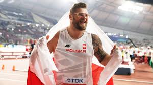 Wskutek odniesionych obrażeń głowy, zawodniczka zmarła w wieku zaledwie 19 lat. Druzynowe Mistrzostwa Europy W Chorzowie Ktore Miejsce Zajmuja Polacy Sport Tvp Pl